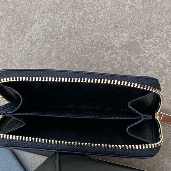 NWT Tory Burch Emerson Top Zip Tote & Wallet Set - Picture 4 of 6